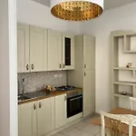 Ippolita Palace Luxury