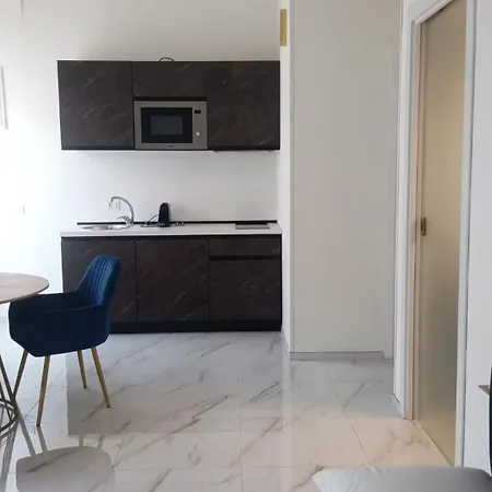 Ippolita Palace Apartamento