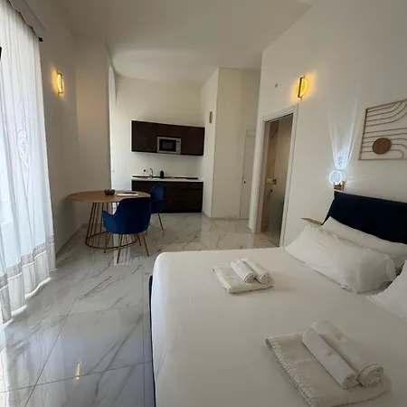 Lägenhet Ippolita Palace Luxury