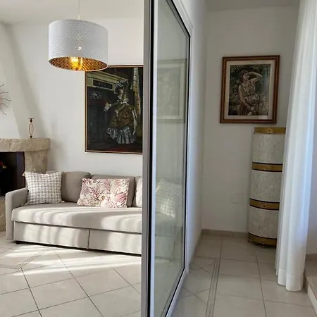 Διαμέρισμα Ippolita Palace *