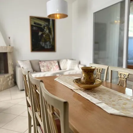 Ippolita Palace Διαμέρισμα *