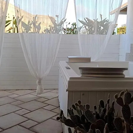 Ippolita Palace Οτράντο