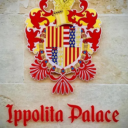 Ippolita Palace Luxury Apartamento *