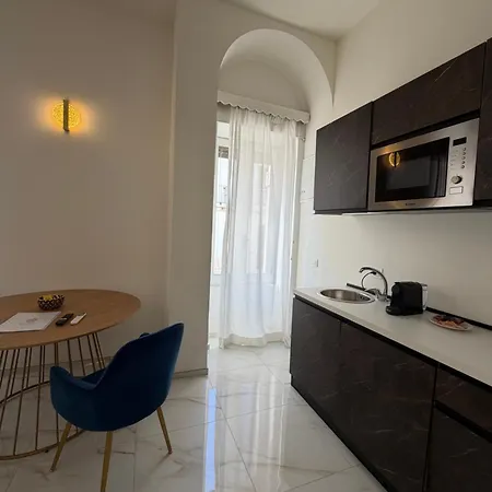 Ippolita Palace Luxury *