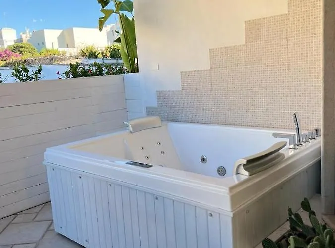 Ippolita Palace Lägenhet *